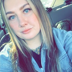 Meet your Posher, Shelbie